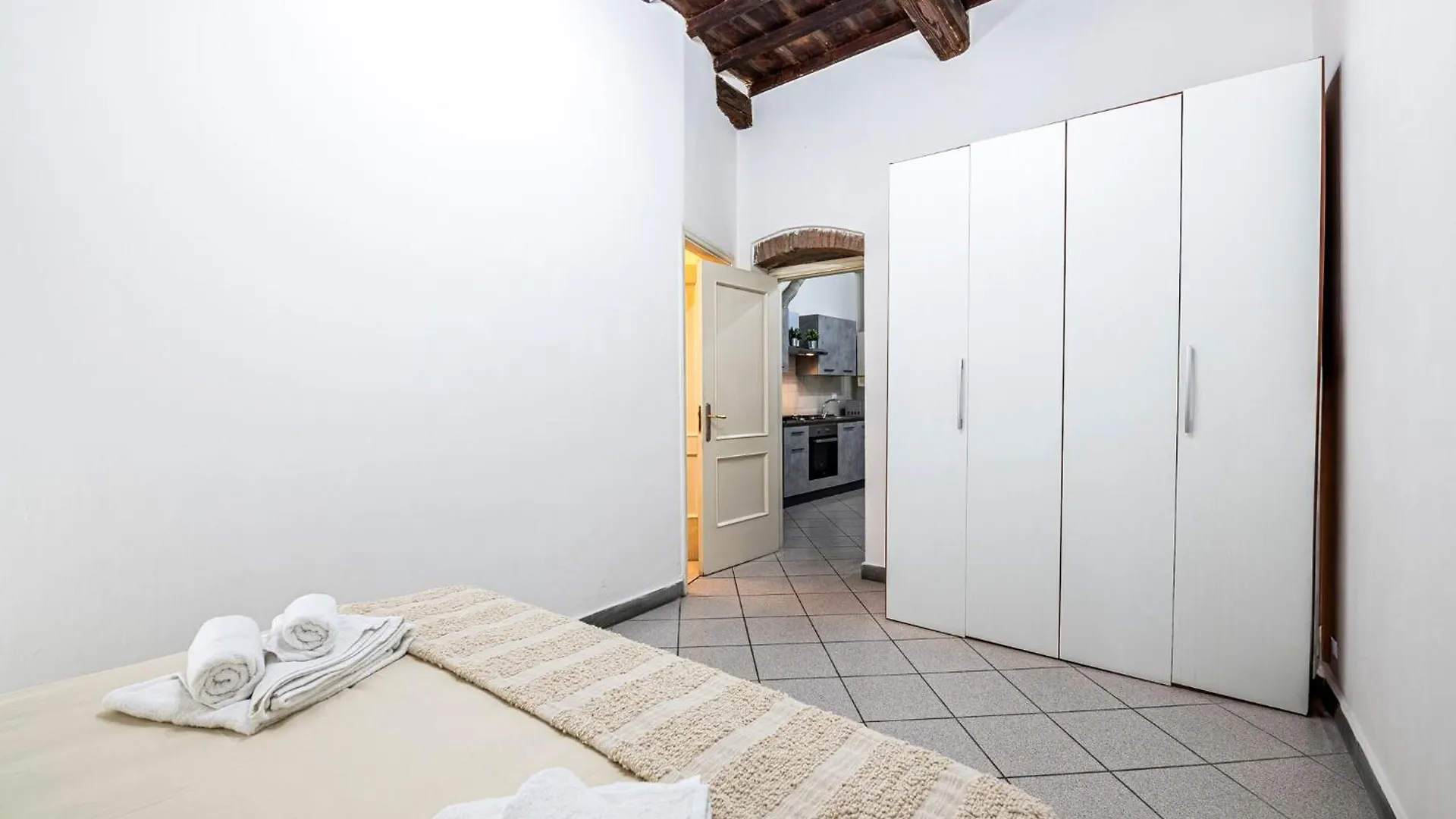 The Luxor Suites - Rosina Florence Italy